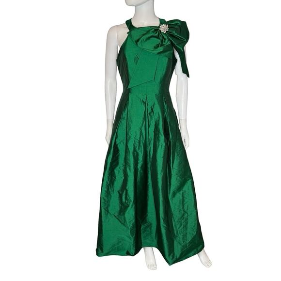 Eliza J Petite Bow-Trim Halter Ball Gown Emerald Women’s Sz 8P NWT - Picture 2 of 10